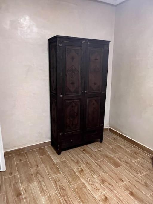 Appartement Proche Aeroport Marrakesh Esterno foto